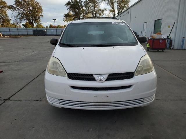 2005 Toyota Sienna CE