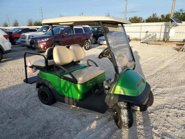 2009 Golf Club Car