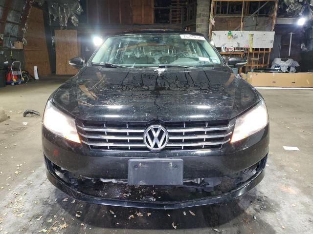 2012 Volkswagen Passat SE