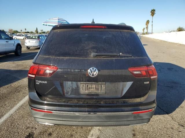 2018 Volkswagen Tiguan SE