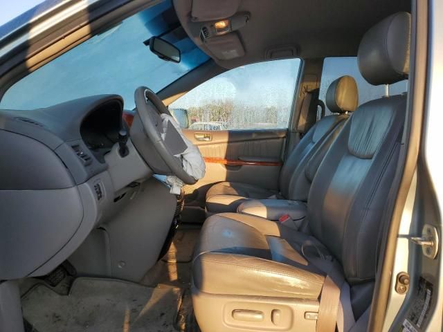 2008 Toyota Sienna XLE