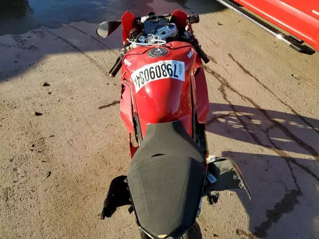 2021 Ducati Panigale V4