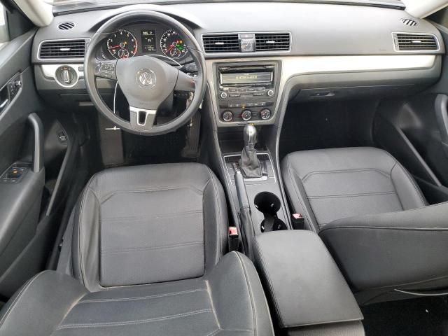 2014 Volkswagen Passat S