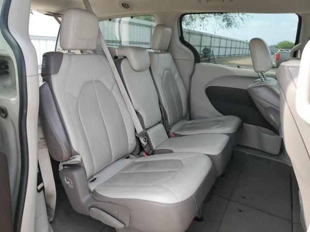 2017 Chrysler Pacifica Touring L Plus