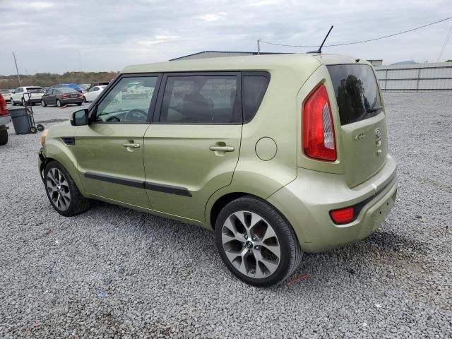 2013 KIA Soul +