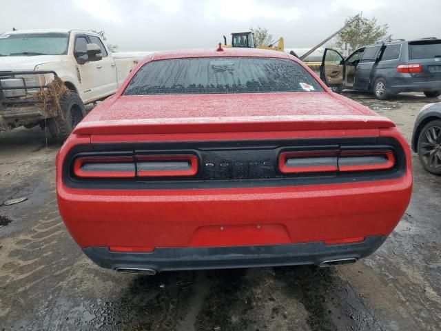 2015 Dodge Challenger SXT