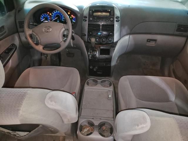 2006 Toyota Sienna LE