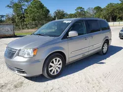 Chrysler Vehiculos salvage en venta: 2016 Chrysler Town & Country Touring