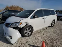 Toyota Sienna Vehiculos salvage en venta: 2011 Toyota Sienna Base