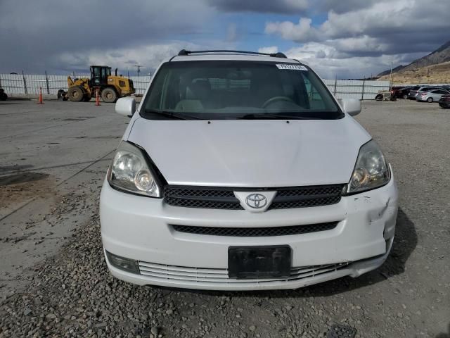 2005 Toyota Sienna XLE