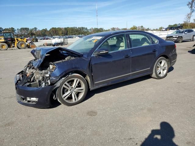 2012 Volkswagen Passat SEL