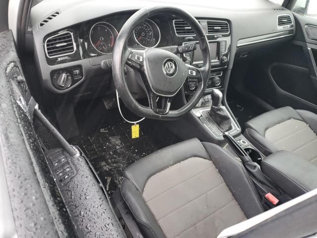 2015 Volkswagen Golf Sportwagen TDI S