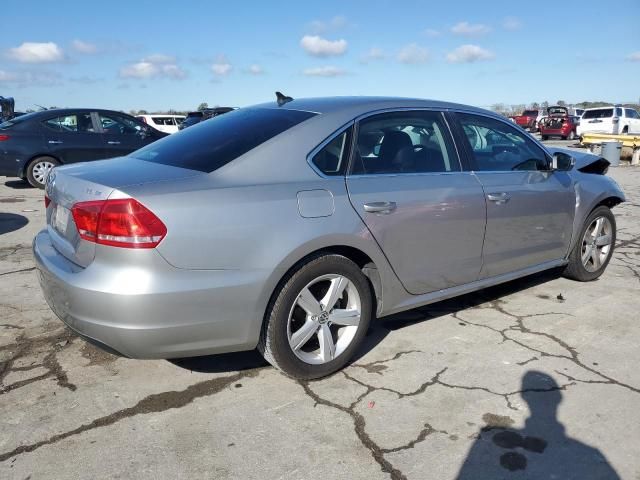 2014 Volkswagen Passat SE