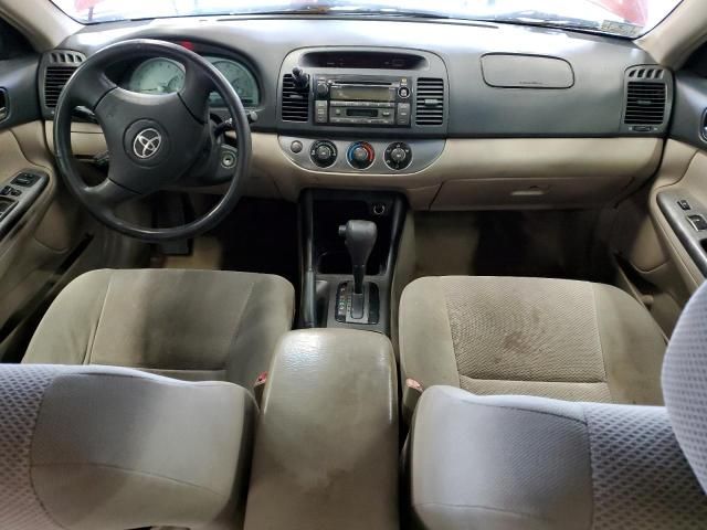 2004 Toyota Camry LE