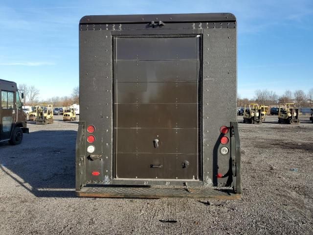 2009 Freightliner Chassis M Line WALK-IN Van