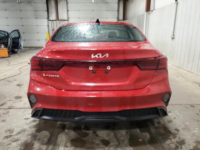 2024 KIA Forte LX