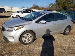 KIA Vehiculos salvage en venta: 2017 KIA Forte LX