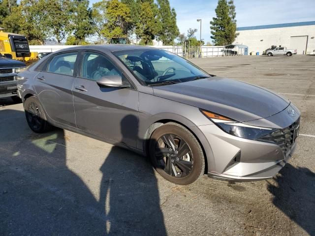 2022 Hyundai Elantra Blue