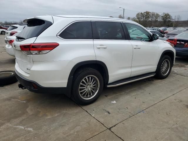 2017 Toyota Highlander SE