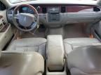 2005 Lincoln Town Car Signature Limited