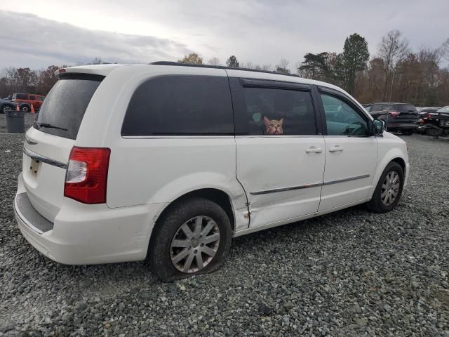 2011 Chrysler Town & Country Touring L