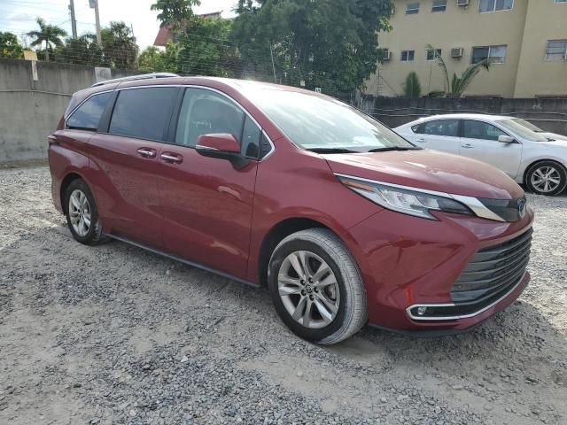 2023 Toyota Sienna Limited