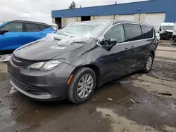 Chrysler Voyager l Vehiculos salvage en venta: 2020 Chrysler Voyager L