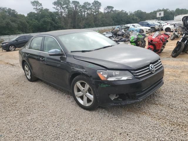 2013 Volkswagen Passat SE