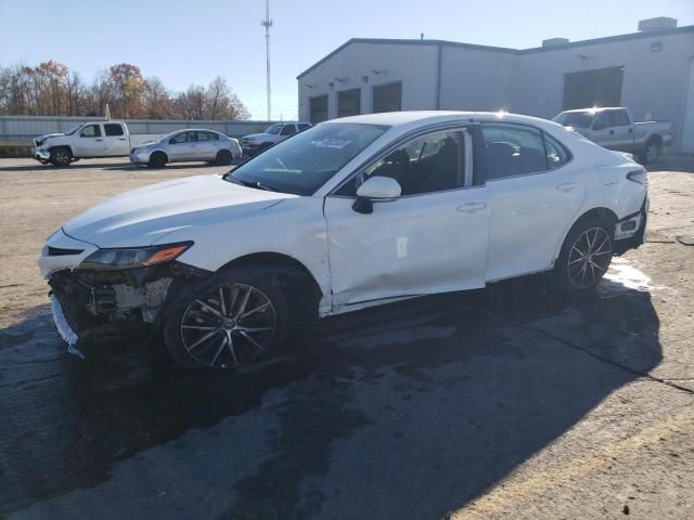 2024 Toyota Camry SE Night Shade