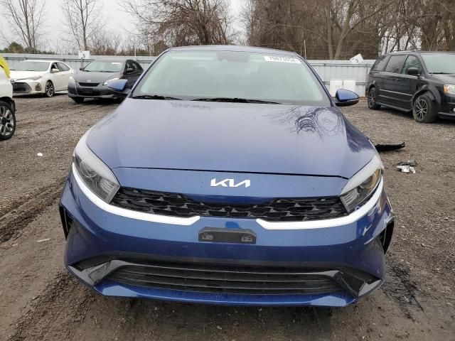 2023 KIA Forte EX