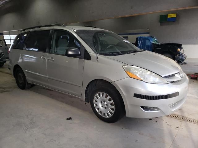 2008 Toyota Sienna CE