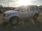 2006 Nissan Pathfinder LE