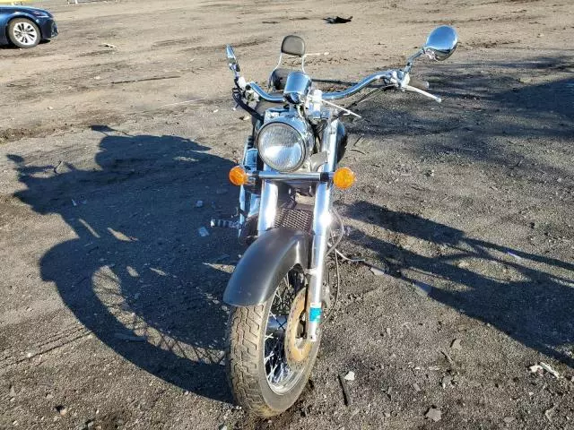 1999 Honda VT750 CD