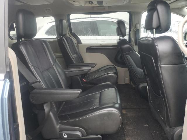 2012 Chrysler Town & Country Limited