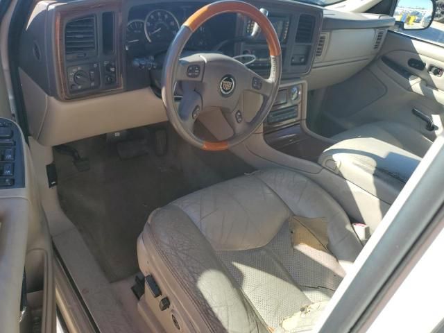 2004 Cadillac Escalade Luxury