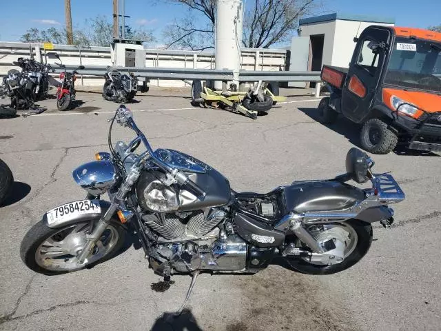 2005 Honda VTX1300 C