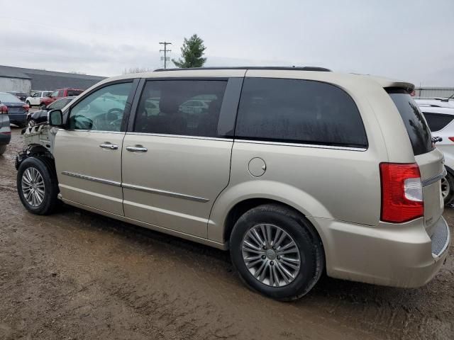 2014 Chrysler Town & Country Touring L