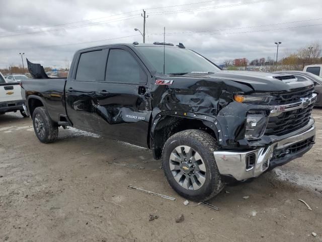 2024 Chevrolet Silverado K3500 LT