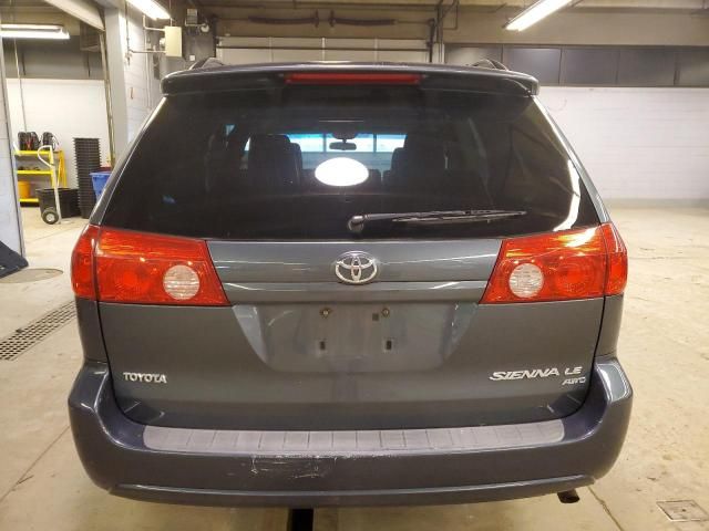 2009 Toyota Sienna CE