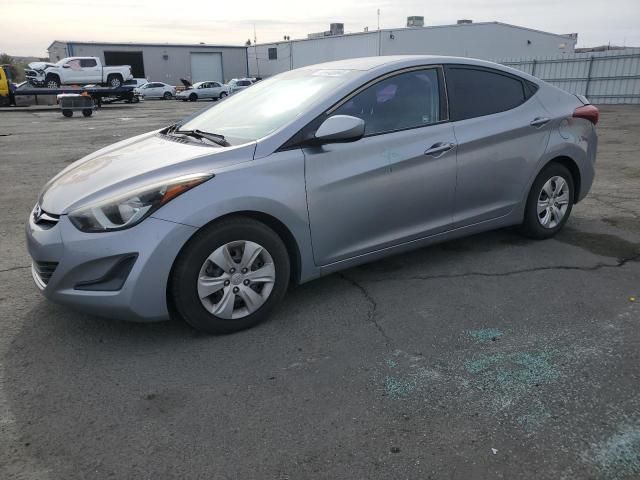 2016 Hyundai Elantra SE