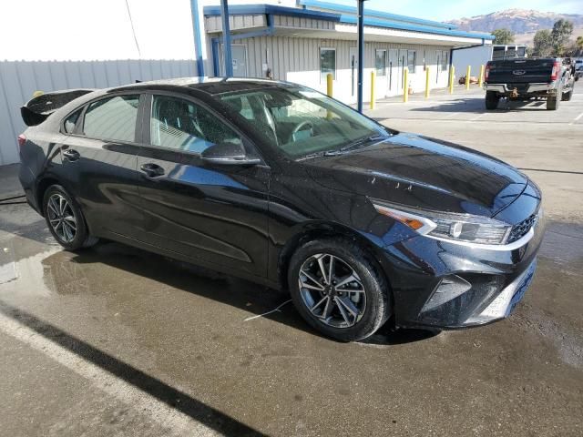 2023 KIA Forte LX