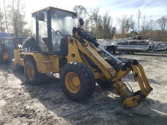 2007 Caterpillar 908