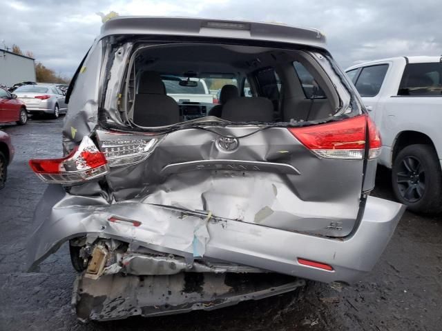 2012 Toyota Sienna LE