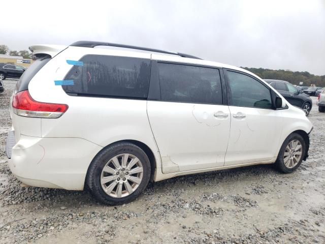 2012 Toyota Sienna XLE