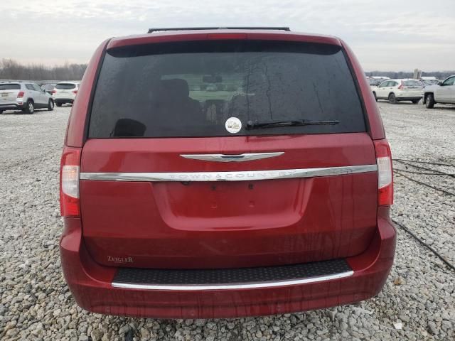 2014 Chrysler Town & Country Touring L