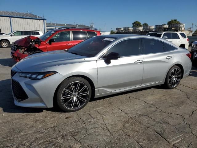 2019 Toyota Avalon XLE