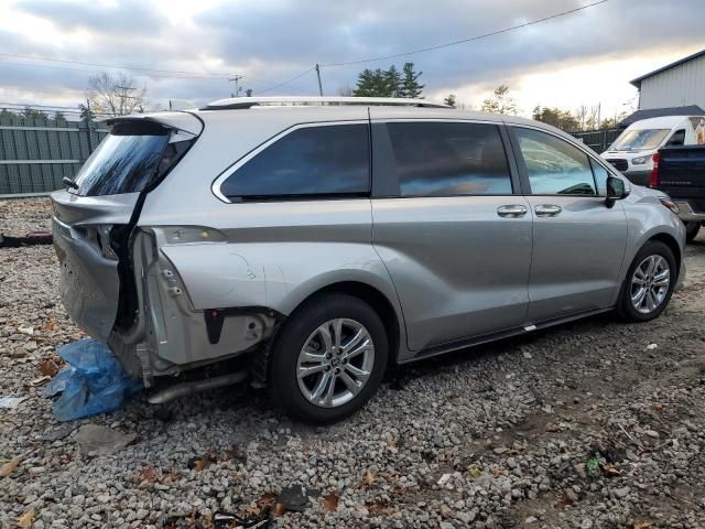 2023 Toyota Sienna Limited