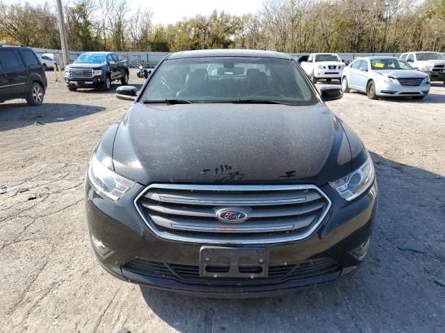 2018 Ford Taurus SEL