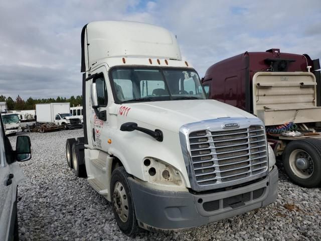 2014 Freightliner Cascadia 125