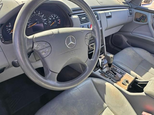 2002 Mercedes-Benz E 320